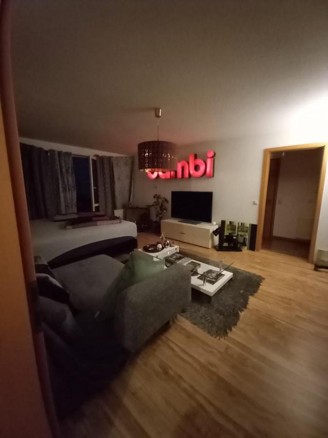 Tolle Private 2-Zimmer Wohnung Im Szene Bezirk Berlin-Friedrichshain Exterior photo